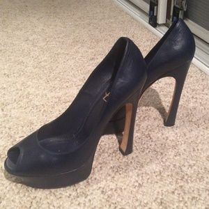 Yves Saint Laurent Matte Navy Tribute Pumps